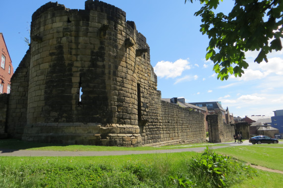 Newcastle town wall