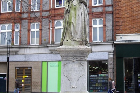 Statue of Queen Victoria
