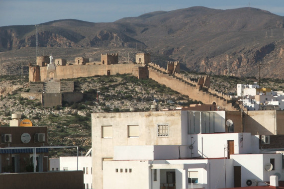 Murallas del Cerro de San Cristóbal