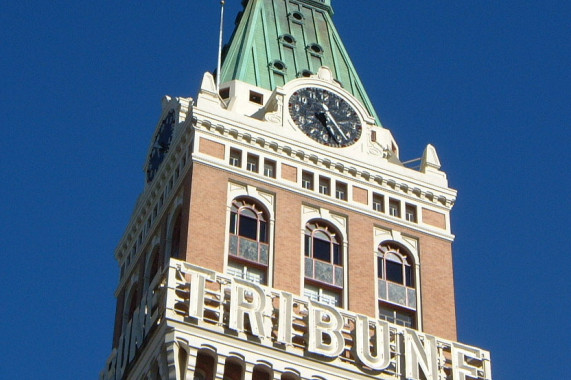 Tribune Tower Oakland