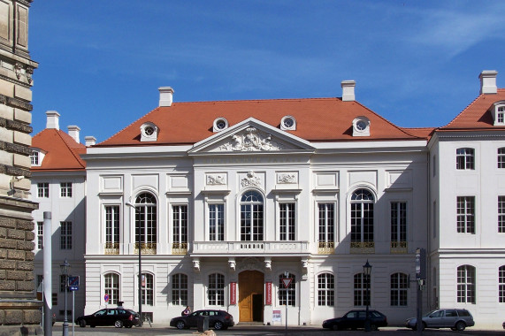 Kurländer Palais