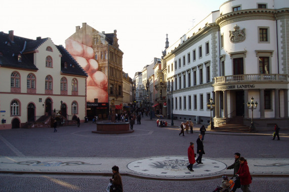 Schloßplatz Wiesbaden